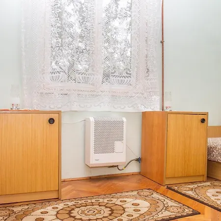 Holiday home Familia Nyaralo 22 Balatonmariafurdo