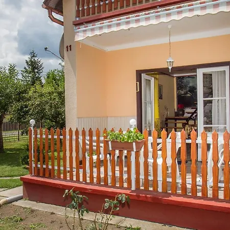 Familia Nyaralo 22 Holiday home