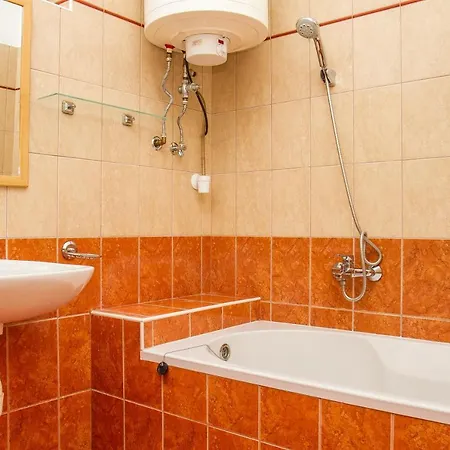 Holiday home Familia Nyaralo 22 Balatonmariafurdo